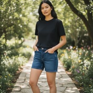 Women’s Lee Regular Fit Mid-rise Shorts Size 12M